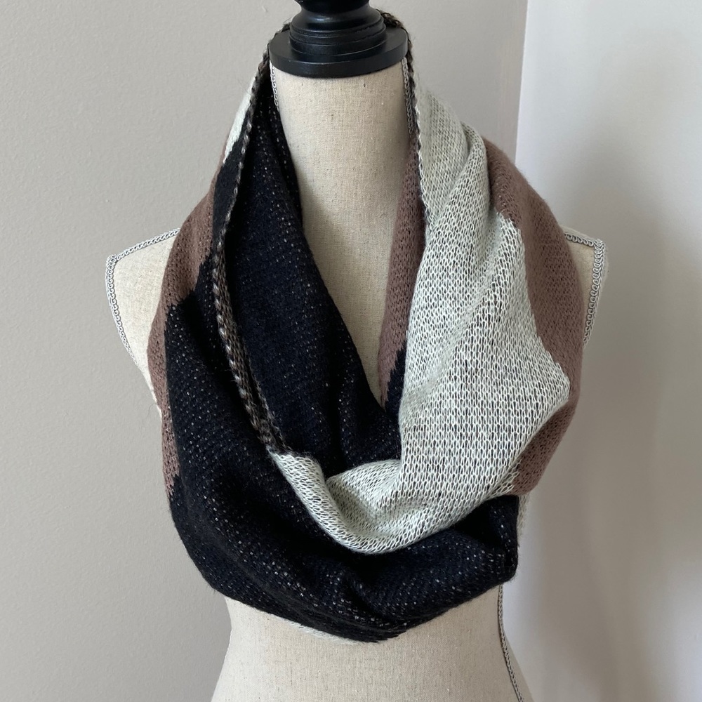 Nordstrom Acrylic Infinity Scarf